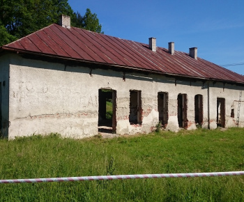 Bývala škôlka pri rómskej osade